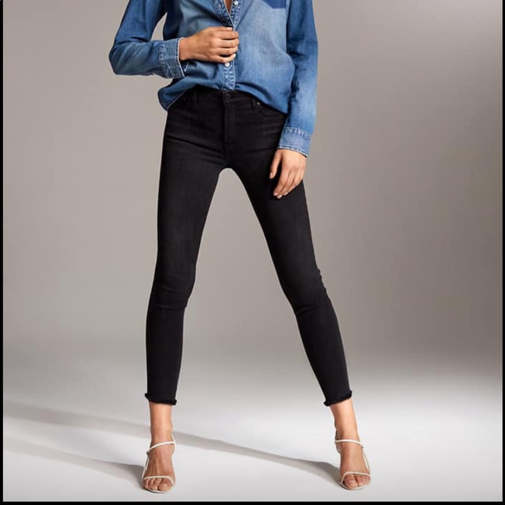 Aritzia Denim Forum The Nico Mid Crop Jeans
